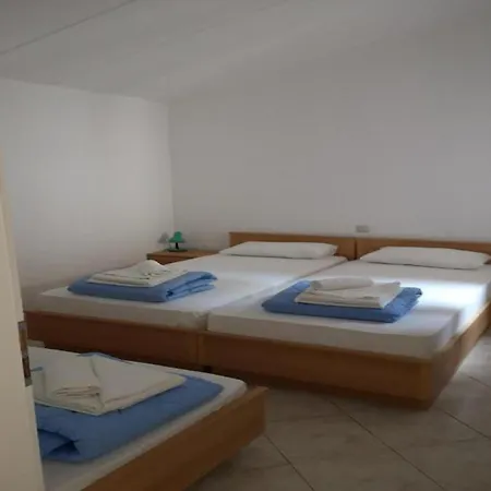 -comfort Two-bedroom F7 * Lumbarda